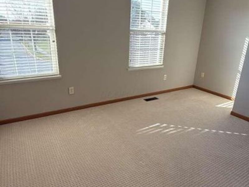 2324 Myrtle Valley Drive, Columbus, OH 43228 Photo 6