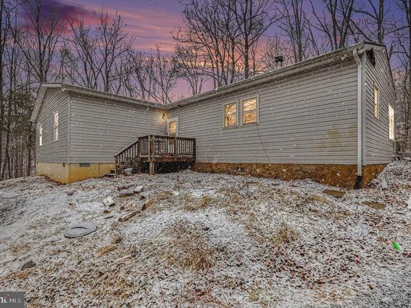 5990 NORTHWESTERN PIKE, GORE, VA 22637