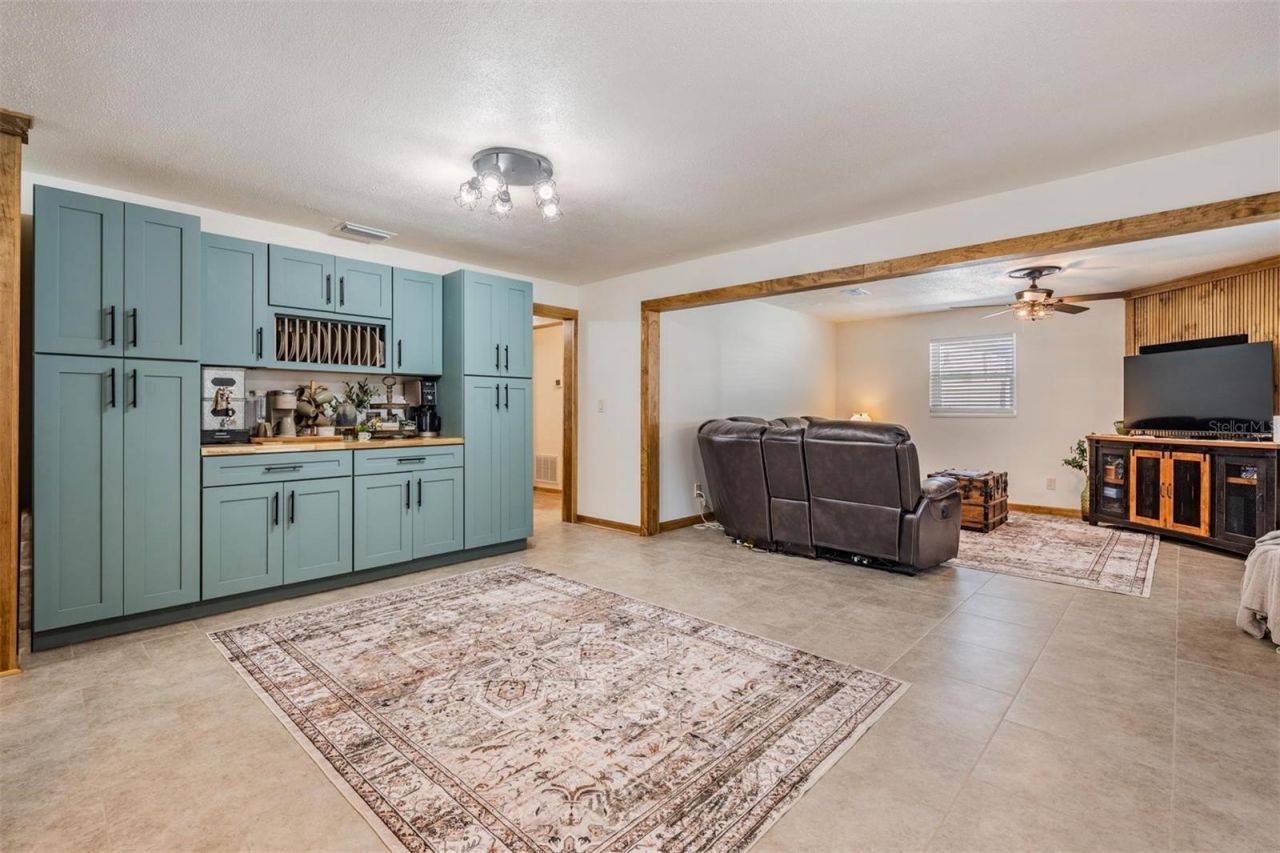 2405 Summerlin Drive, Clearwater, FL 33764 Photo