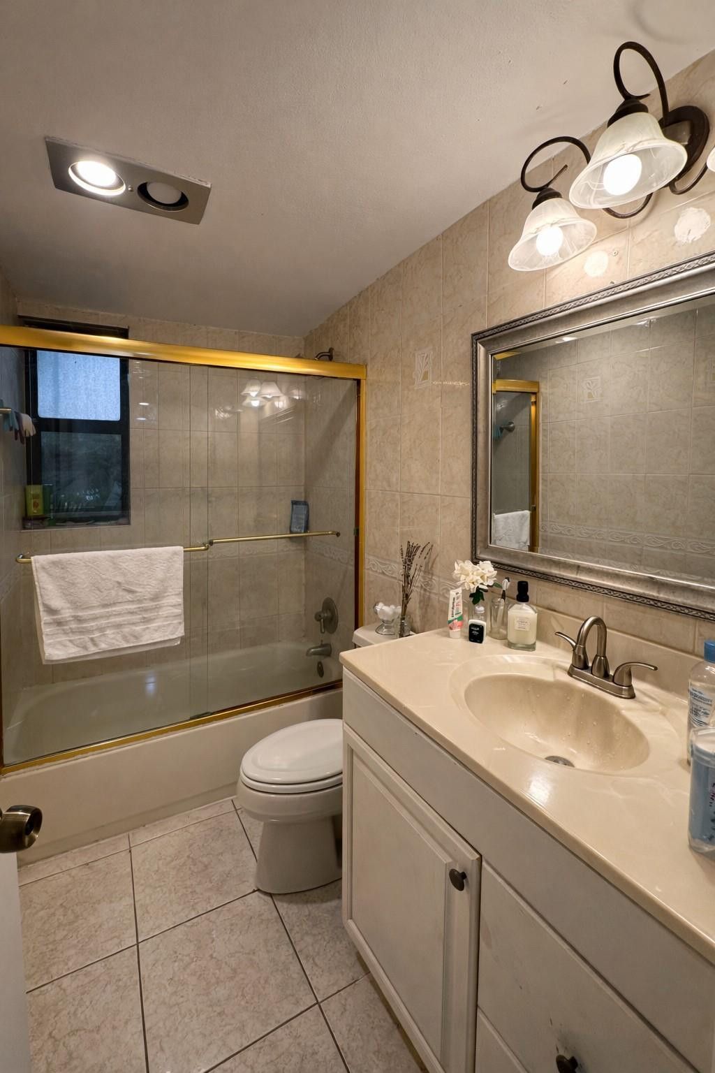 20441 NE 30th Avenue, Unit 218-9, Miami, FL 33180 Photo