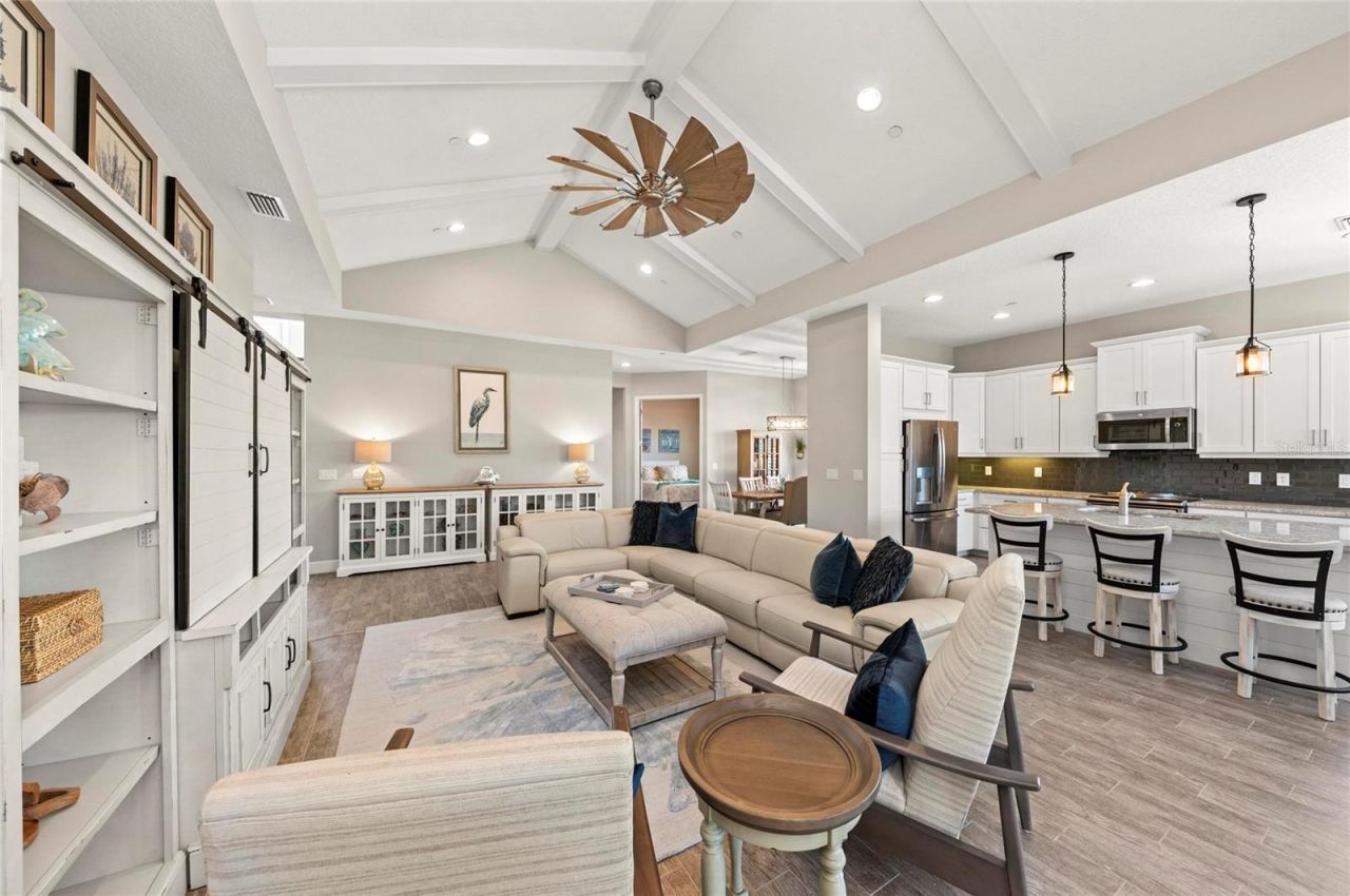 295 Compass Point Drive, Unit 202, Bradenton, FL 34209 Photo