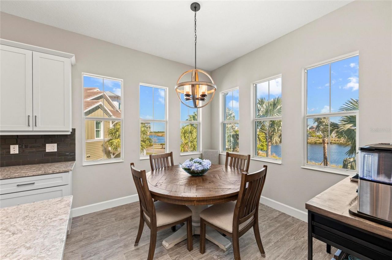 295 Compass Point Drive, Unit 202, Bradenton, FL 34209 Photo