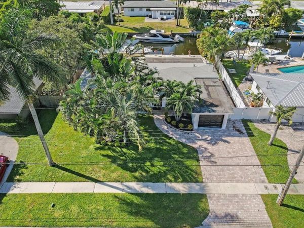 1701 SW 22nd Ave, Fort Lauderdale, FL 33312