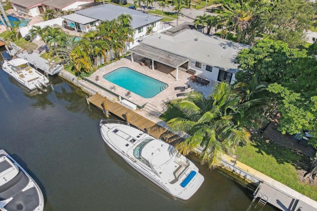 1701 SW 22nd Avenue, Fort Lauderdale, FL 33312 Photo