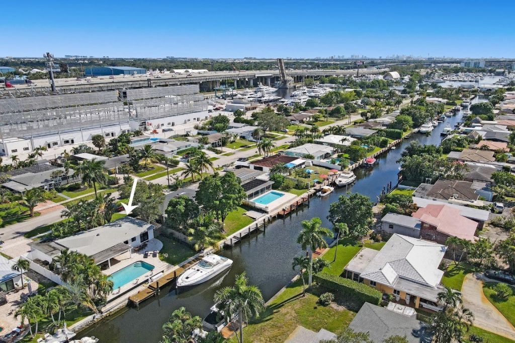 1701 SW 22nd Avenue, Fort Lauderdale, FL 33312 Photo