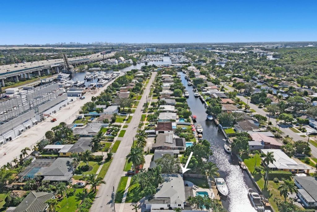 1701 SW 22nd Avenue, Fort Lauderdale, FL 33312 Photo