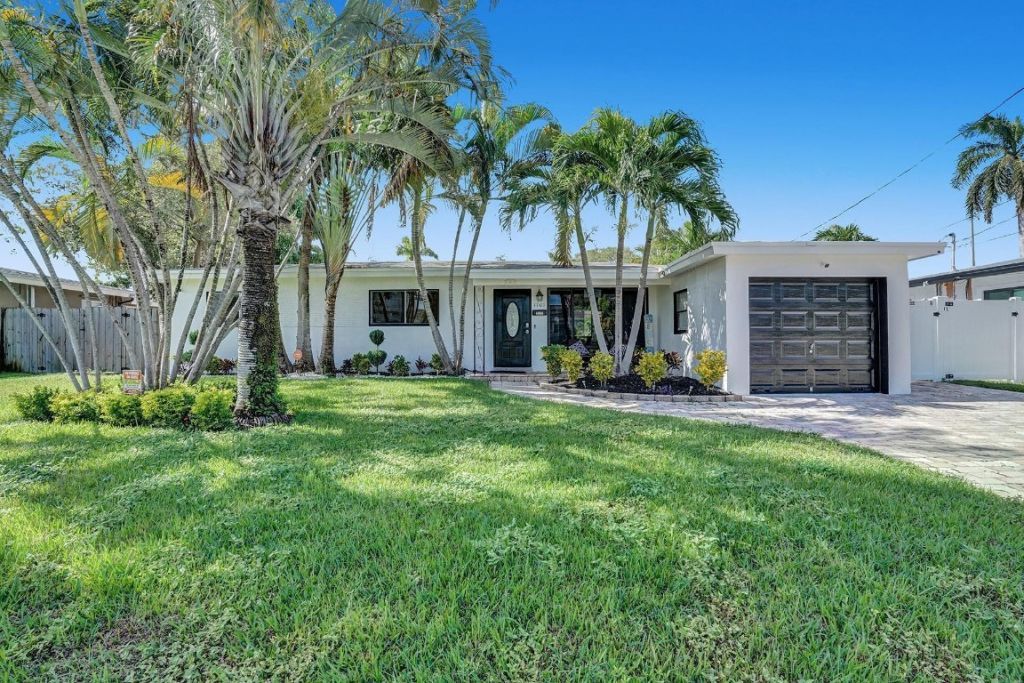 1701 SW 22nd Avenue, Fort Lauderdale, FL 33312 Photo