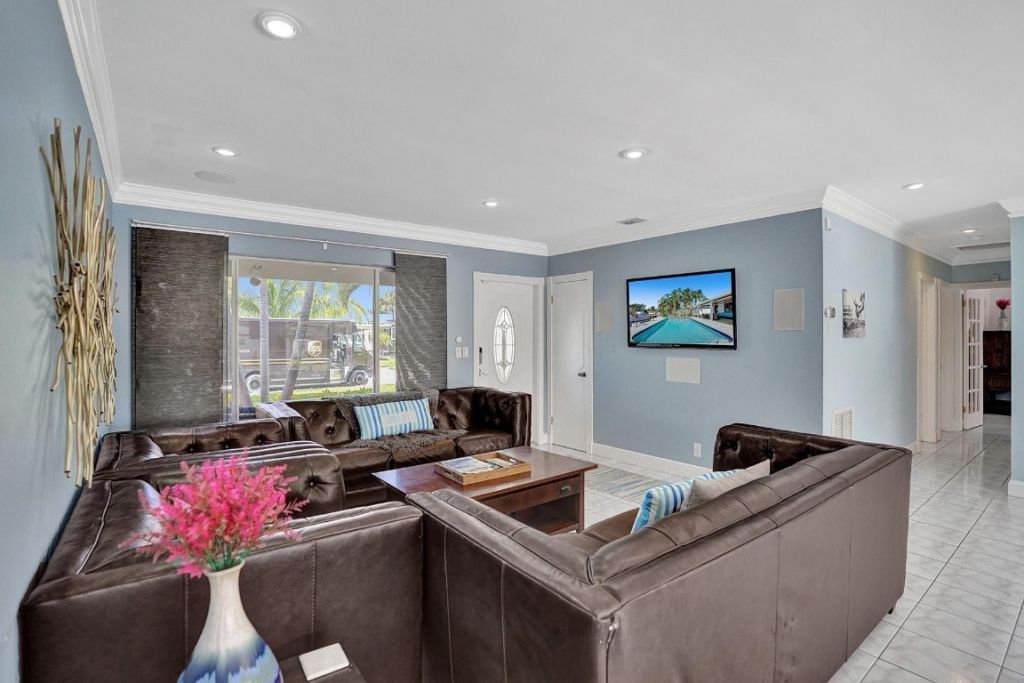 1701 SW 22nd Avenue, Fort Lauderdale, FL 33312 Photo