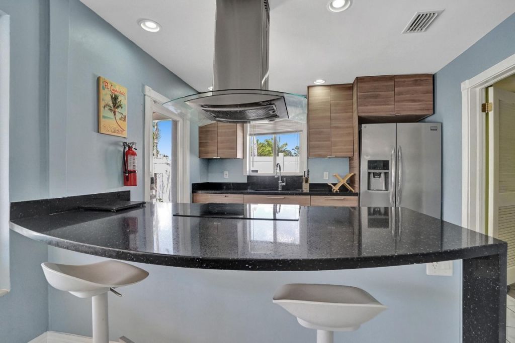 1701 SW 22nd Avenue, Fort Lauderdale, FL 33312 Photo