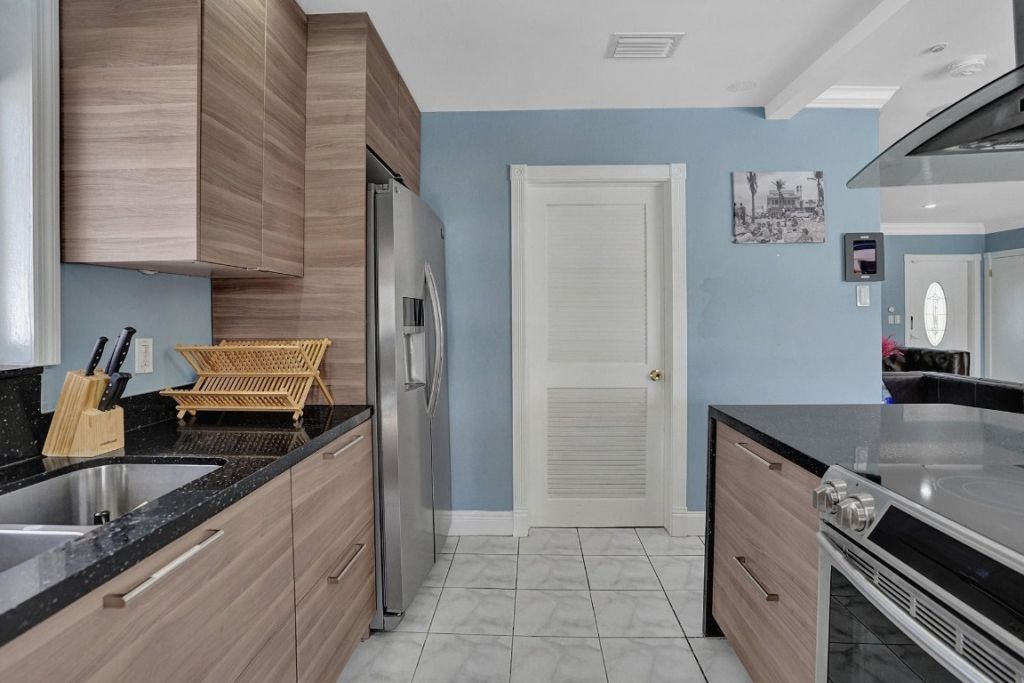 1701 SW 22nd Avenue, Fort Lauderdale, FL 33312 Photo