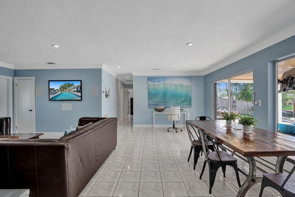 1701 SW 22nd Avenue, Fort Lauderdale, FL 33312 Photo