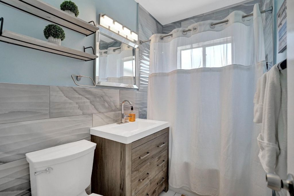 1701 SW 22nd Avenue, Fort Lauderdale, FL 33312 Photo