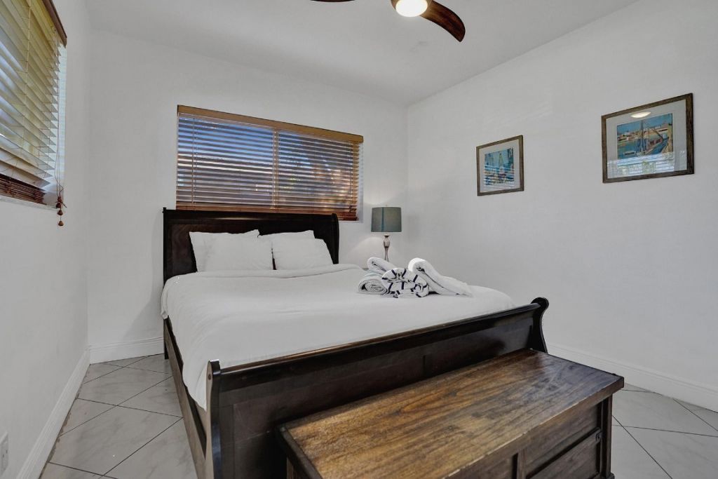 1701 SW 22nd Avenue, Fort Lauderdale, FL 33312 Photo