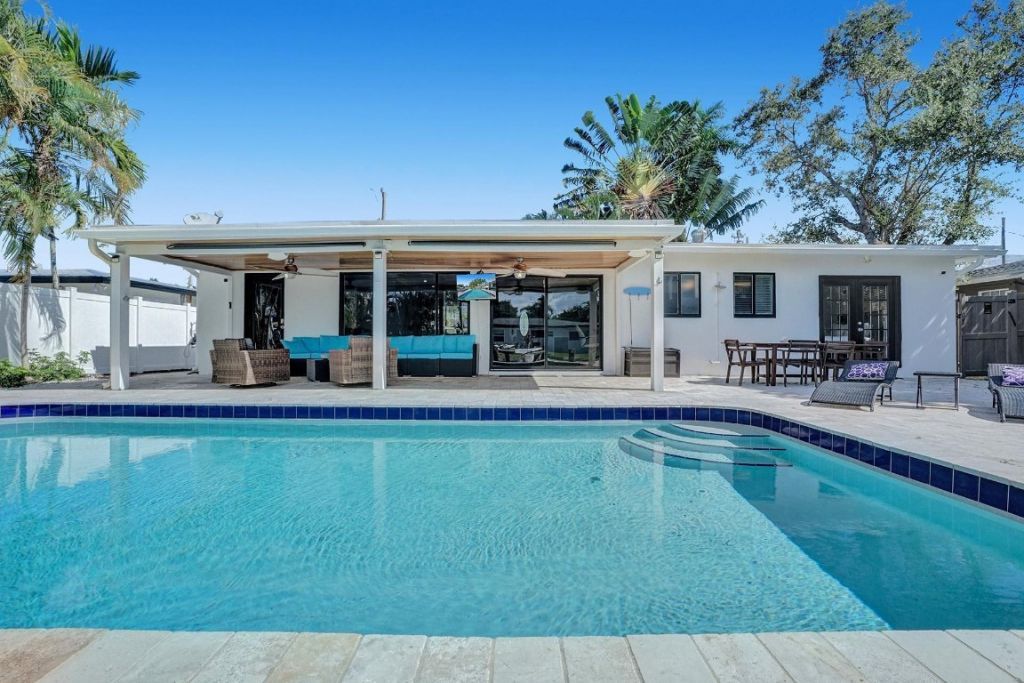 1701 SW 22nd Avenue, Fort Lauderdale, FL 33312 Photo