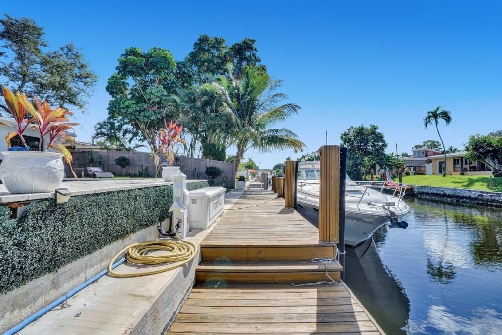 1701 SW 22nd Avenue, Fort Lauderdale, FL 33312 Photo