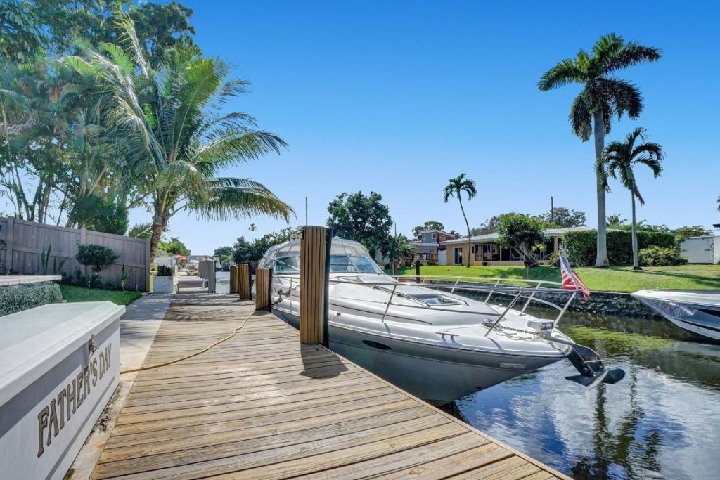 1701 SW 22nd Avenue, Fort Lauderdale, FL 33312 Photo