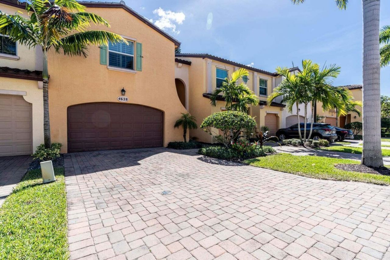 4628 Mediterranean Circle, Palm Beach Gardens, FL 33418 Photo