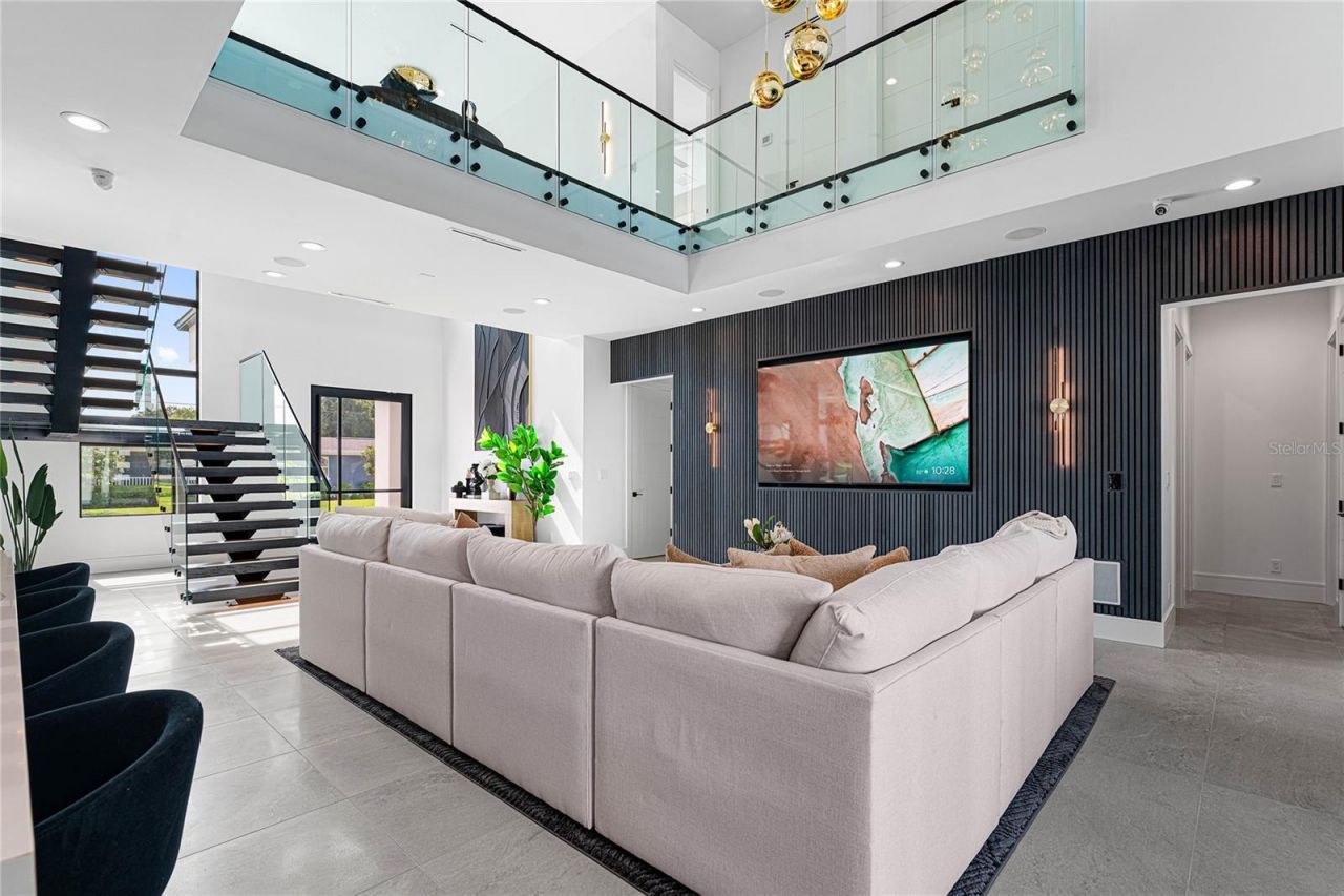 2519 N Riverside Drive, Tampa, FL 33602 Photo