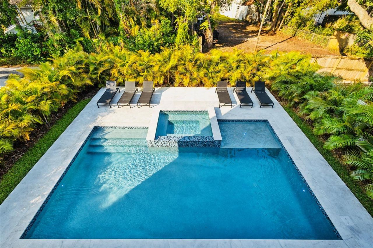 2519 N Riverside Drive, Tampa, FL 33602 Photo