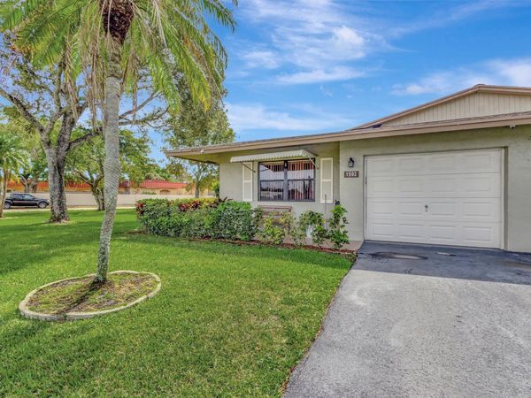 1502 Palmland Drive, Unit 1-F, Boynton Beach, FL 33436