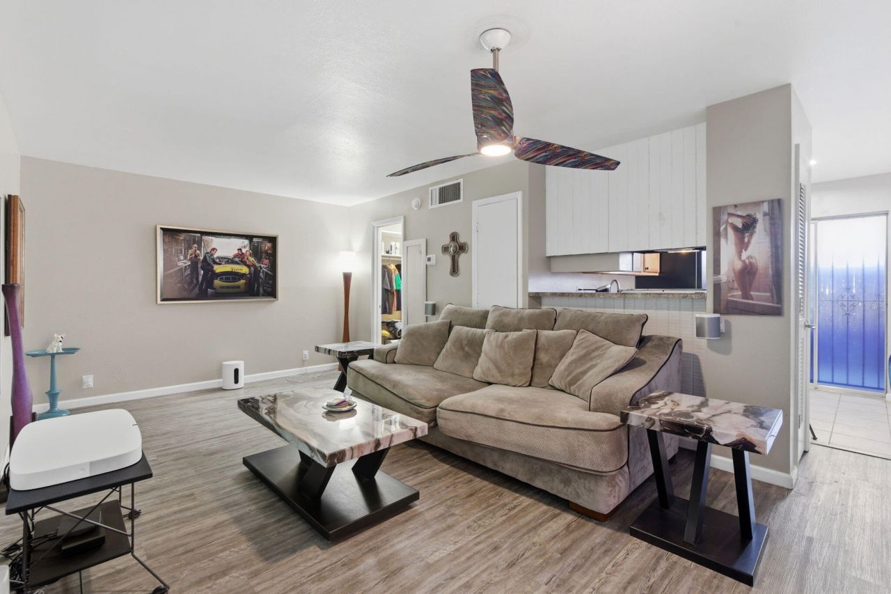 1601 Pennsylvania Street Ne, Unit U21, Albuquerque, NM 87110 Main Photo