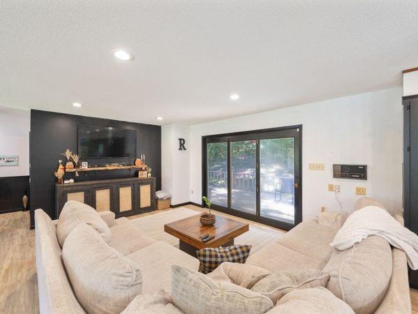 326 Dogwood Dr, Decaturville, TN 38329