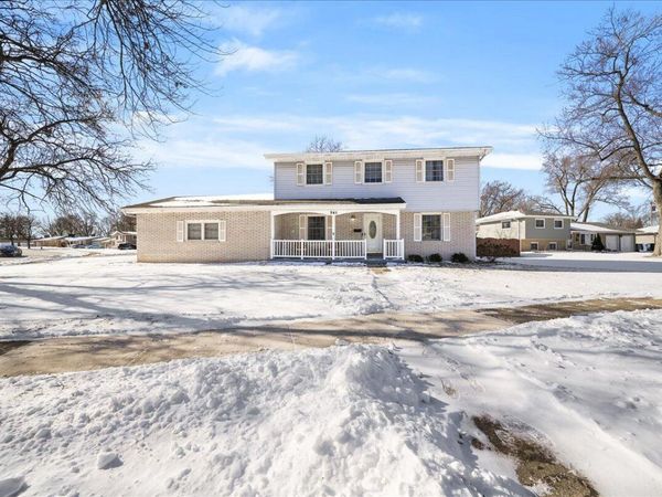 741 Pettibone Street, Crown Point, IN 46307