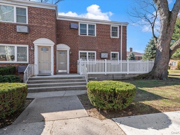 224-38 Kingsbury Ave, Unit A, Bayside, NY 11364