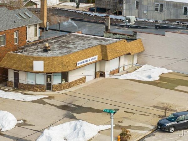 1422 Ludington Street, Escanaba, MI 49829