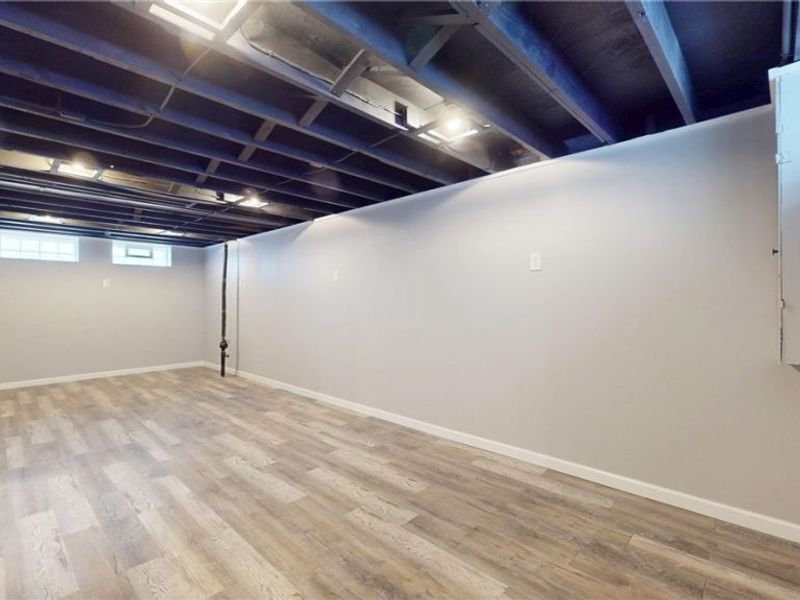 1206 Lander Road, Cleveland, OH 44124 Photo 17