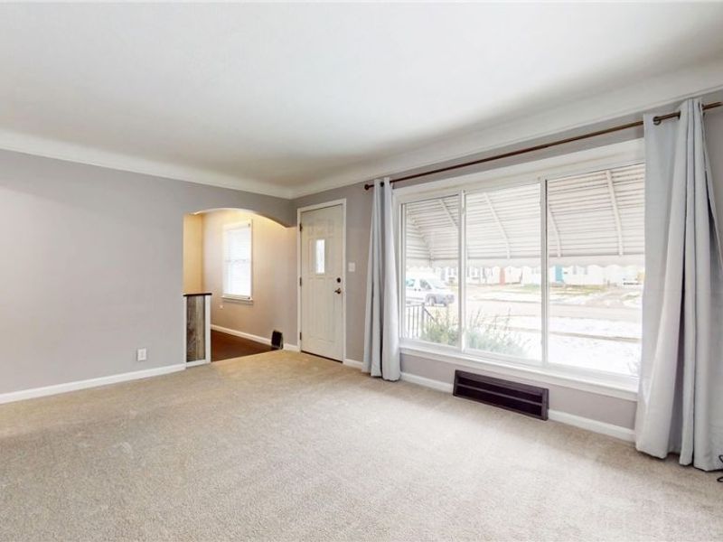 1206 Lander Road, Cleveland, OH 44124 Photo 6