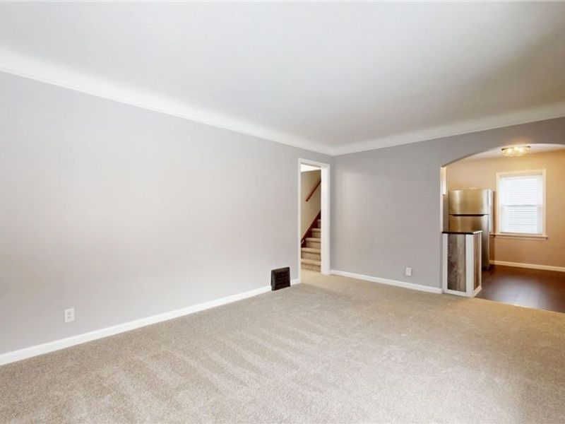 1206 Lander Road, Cleveland, OH 44124 Photo 7