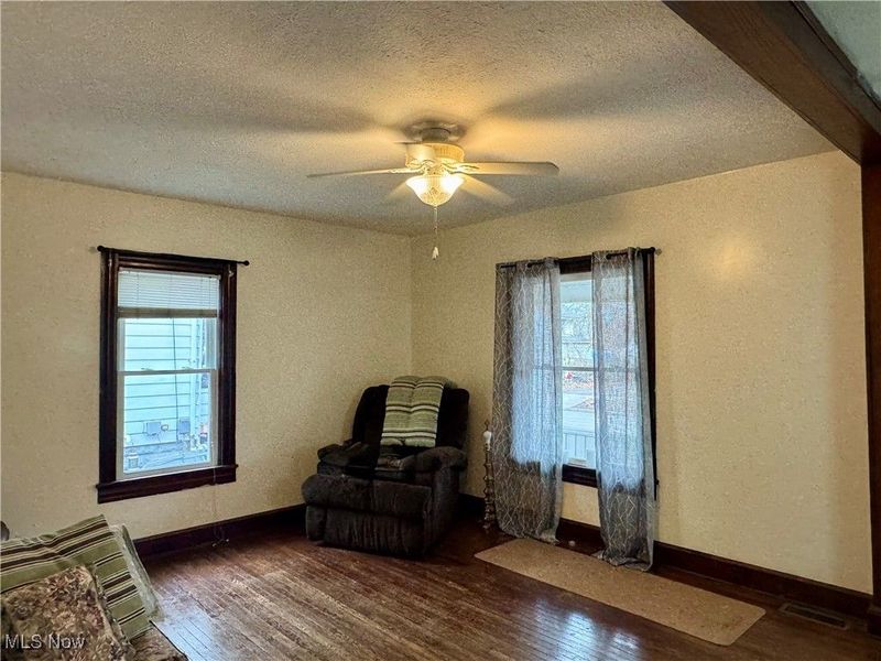 232 W River Road N, Elyria, OH 44035 Photo 2