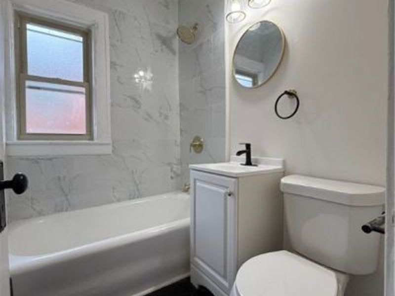 1369 W 112th Street, Cleveland, OH 44102 Photo 8