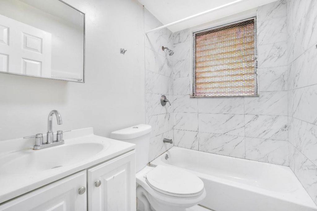 1554 SW 5th Street, Unit 5b, Miami, FL 33135 Photo