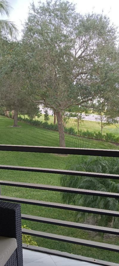 5749 Camino Del Sol, Unit 202, Boca Raton, FL 33433 Photo