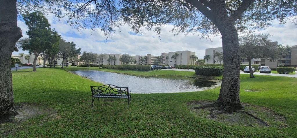 5749 Camino Del Sol, Unit 202, Boca Raton, FL 33433 Photo