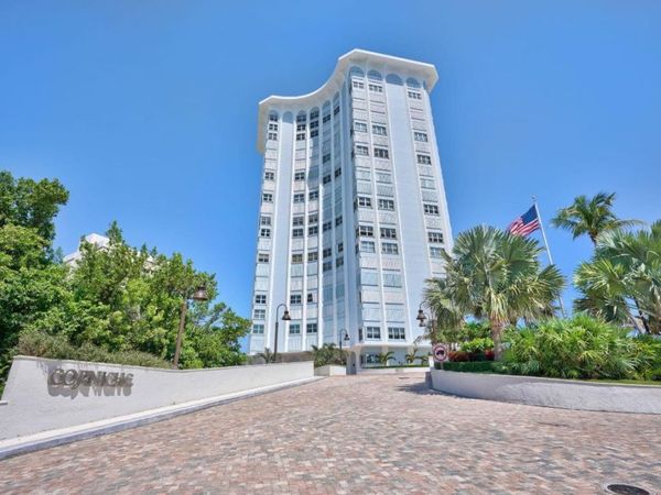 5200 N Ocean Drive, Unit 1004, Singer Island, FL 33404