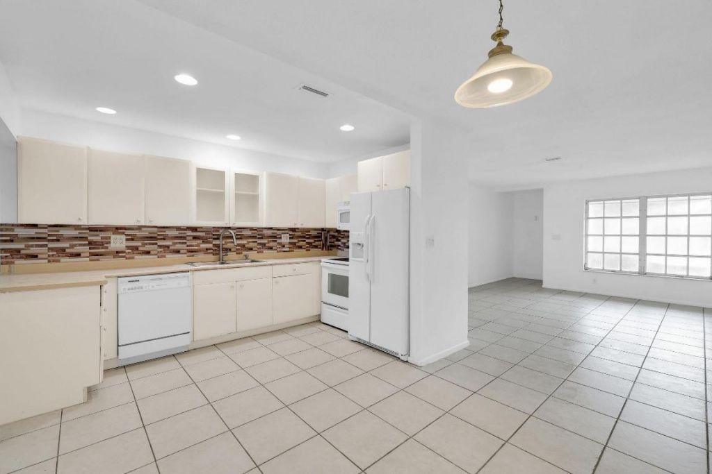 685 Ipswich Street, Unit 687, Boca Raton, FL 33487 Photo