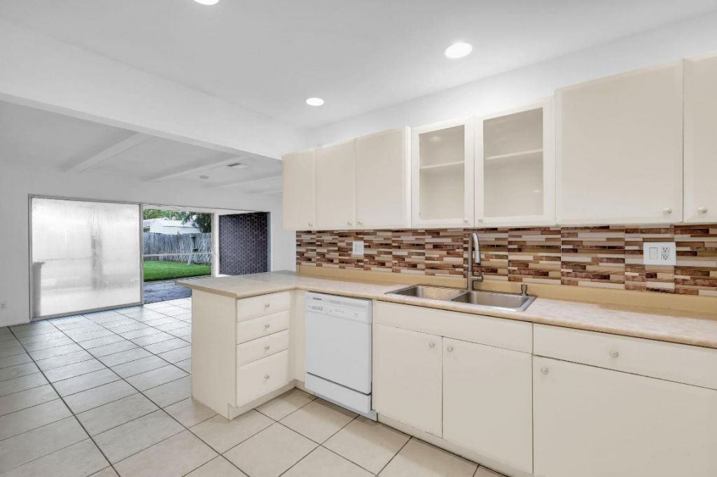 685 Ipswich Street, Unit 687, Boca Raton, FL 33487 Photo
