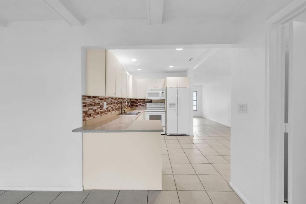 685 Ipswich Street, Unit 687, Boca Raton, FL 33487 Photo