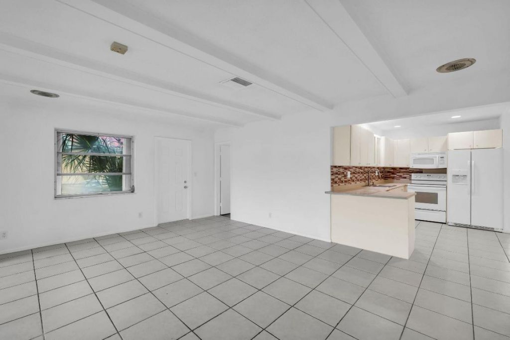 685 Ipswich Street, Unit 687, Boca Raton, FL 33487 Photo