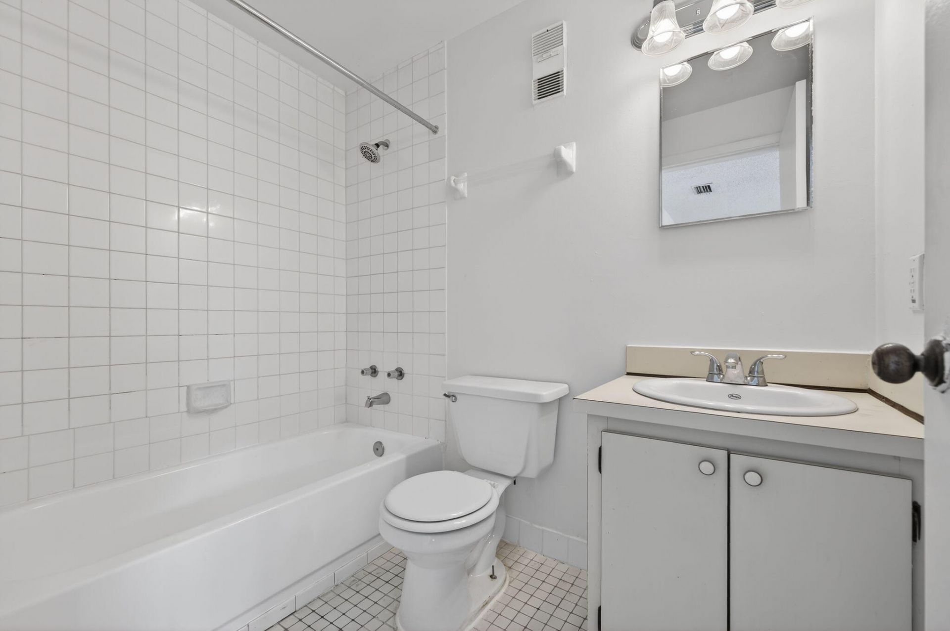 9409 NW 49th Court, Unit 20d, Sunrise, FL 33351 Photo