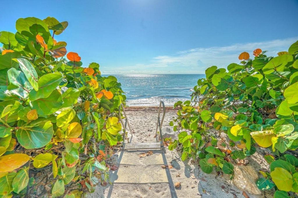 5480 N Ocean Drive, Unit B2a, Singer Island, FL 33404 Photo