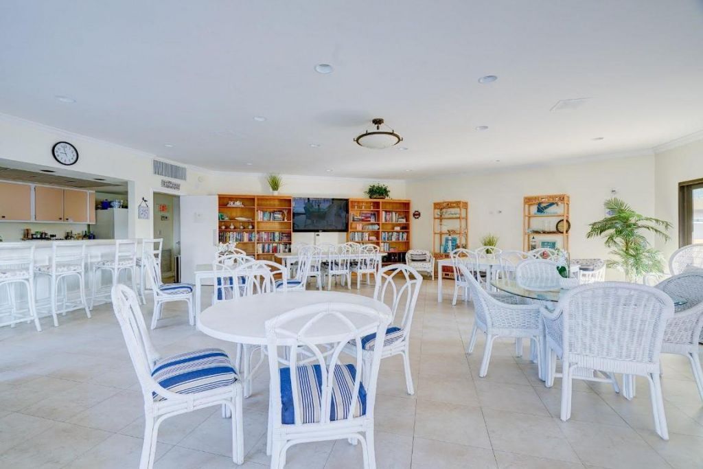 5480 N Ocean Drive, Unit B2a, Singer Island, FL 33404 Photo