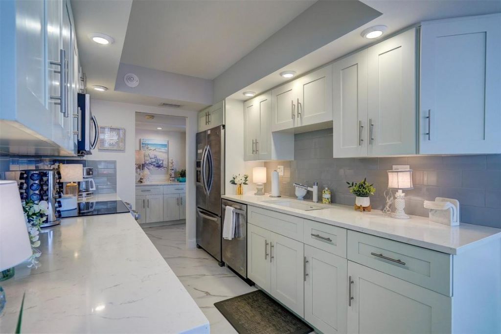 5480 N Ocean Drive, Unit B2a, Singer Island, FL 33404 Photo