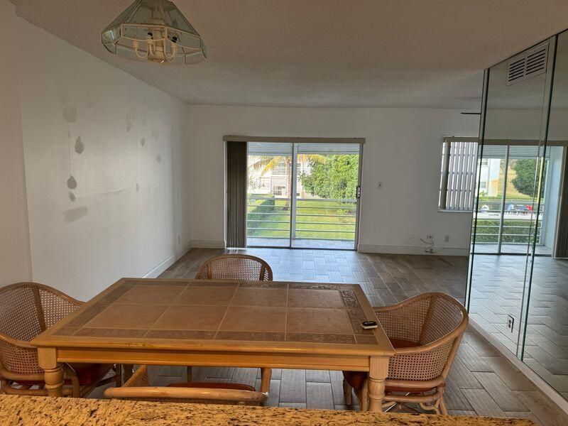 5401 NW 2nd Avenue, Unit 219, Boca Raton, FL 33487 Photo