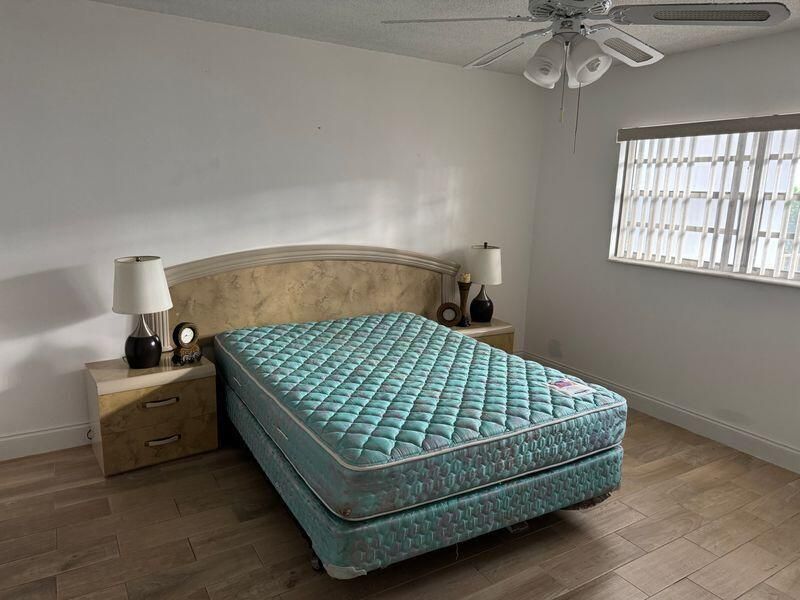 5401 NW 2nd Avenue, Unit 219, Boca Raton, FL 33487 Photo