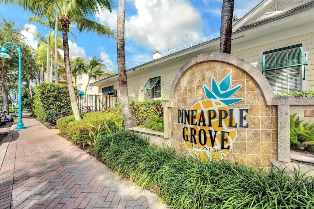 250 NE 3rd Avenue, Unit 1317, Delray Beach, FL 33444 Photo