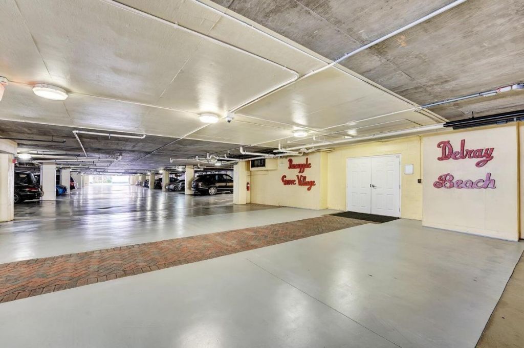 250 NE 3rd Avenue, Unit 1317, Delray Beach, FL 33444 Photo